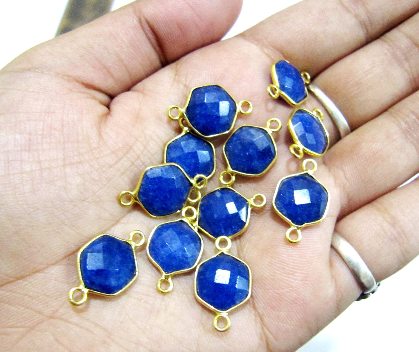 5 Pcs Set Dyed Blue Sapphire Hexagon Shape 10mm Briolette Connectors Blue sapphire Plated Double Loop Bezel Jewelry Making Bezel Connectors