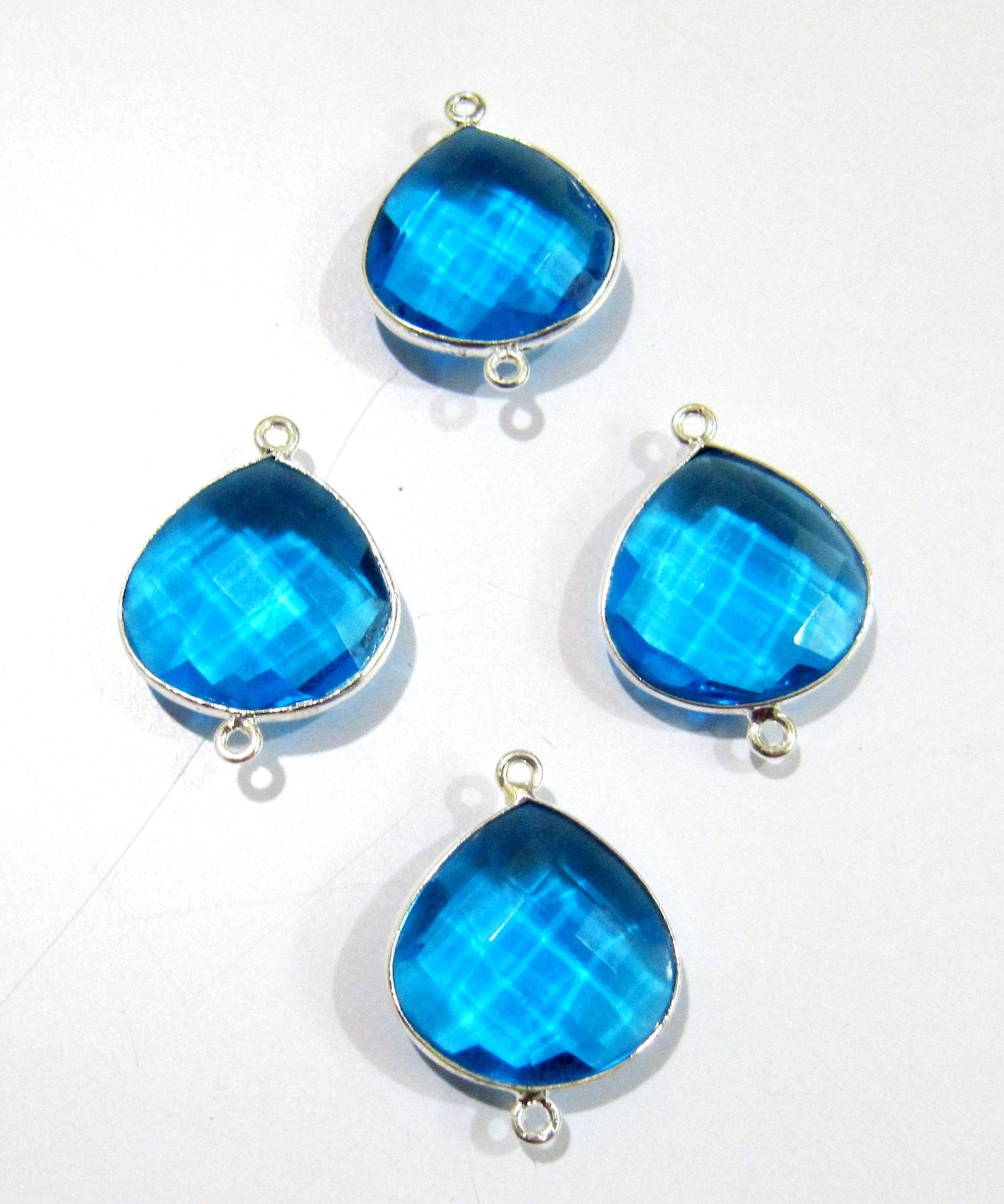 6 Pcs Set Swiss Blue Topaz High Finished Heart Shape 17mm Briolette Connectors Quartz Plated Double Loop Bezel Jewelry Making Connector