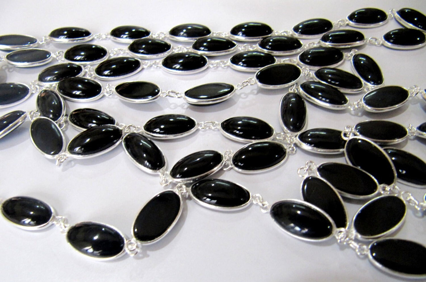 Natural Black Spinel Oval Shape Plain Smooth 8x15mm Bezel Cabochon Connector Chain Sold Per Foot High Quality Wholesale Prices Jewelry chain