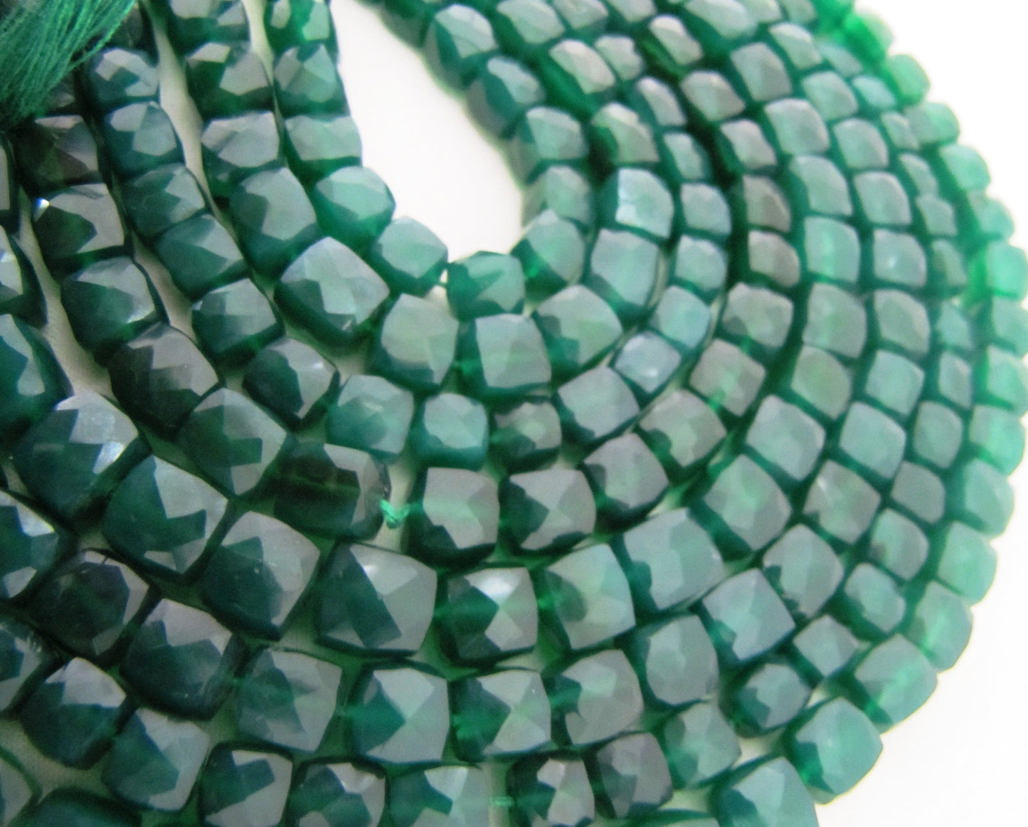Natural Green onyx Cube Beads 6 to 8mm Size Faceted Box Shape Beads Strand 8 inches long Best Quality gems