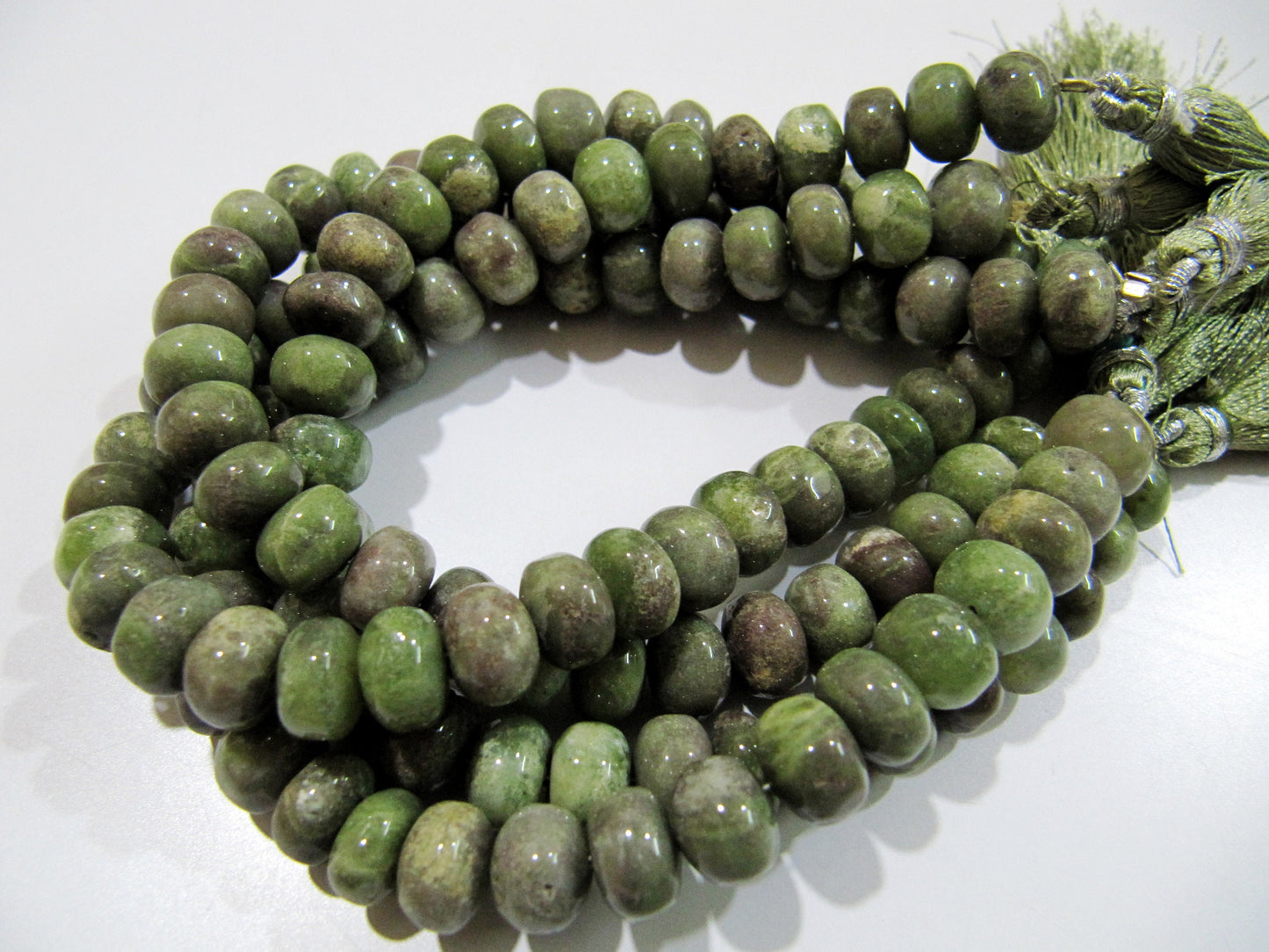 Natural Green Blood Agate Plain Beads / Smooth Rondelle Green Jade Beads Size 8-9mm Sold per Strand 8 inch long Semi Precious Gemstone
