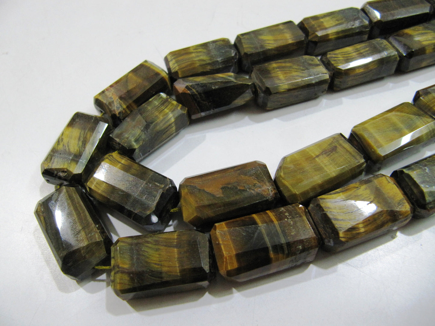 3 Loose beads Natural Tigers Eye Nuggets 15x25mm Laser Cut Nugget Shape Beads Semi Precious Stone Beads Jewelry making beads Wholesale Rates