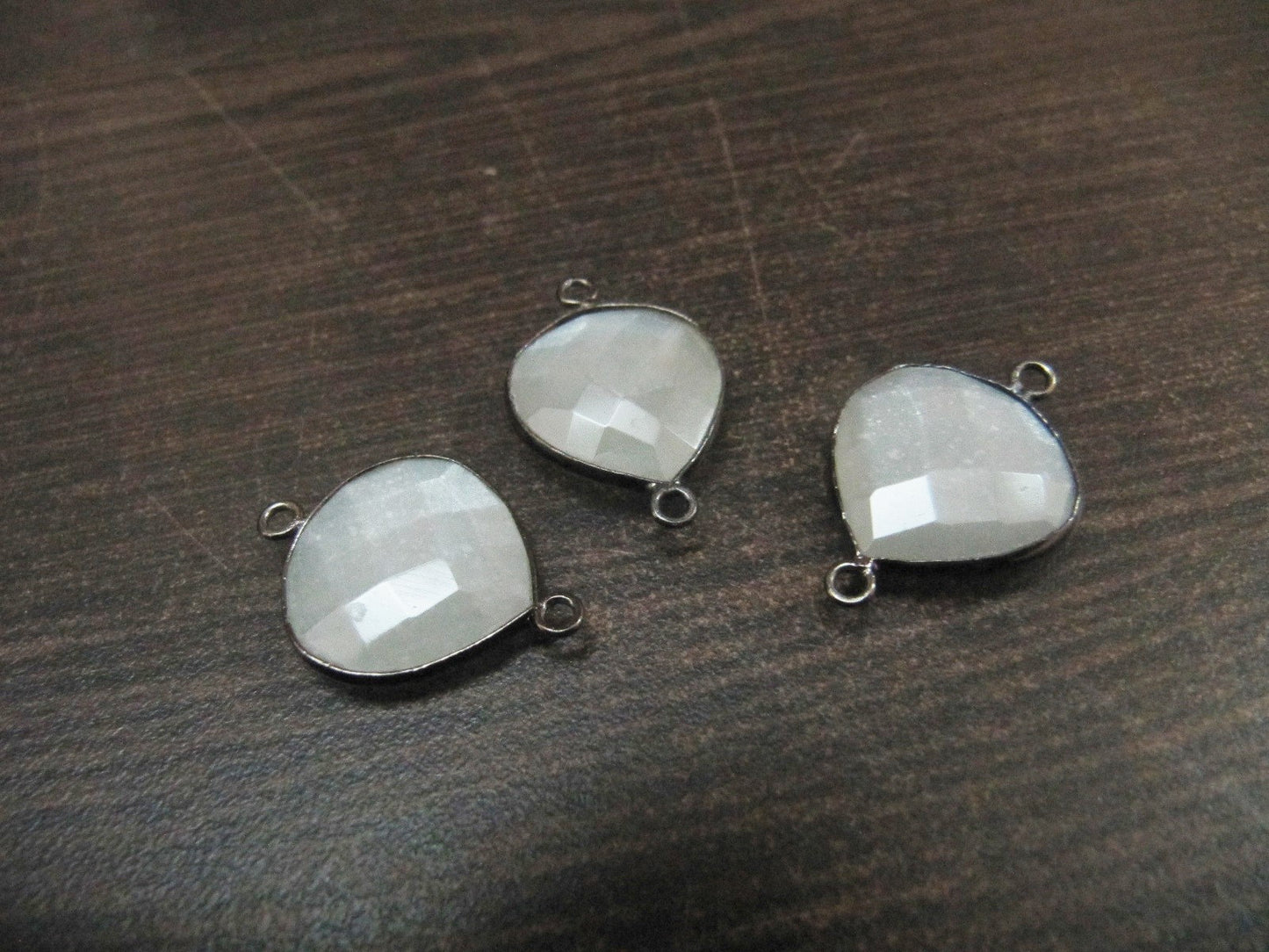 4Pc.- Natural White Moonstone Heart/Pear Shape Faceted Connectors Double Loop Bezel Connectors 15 mm Size Gemstone Connector Charms