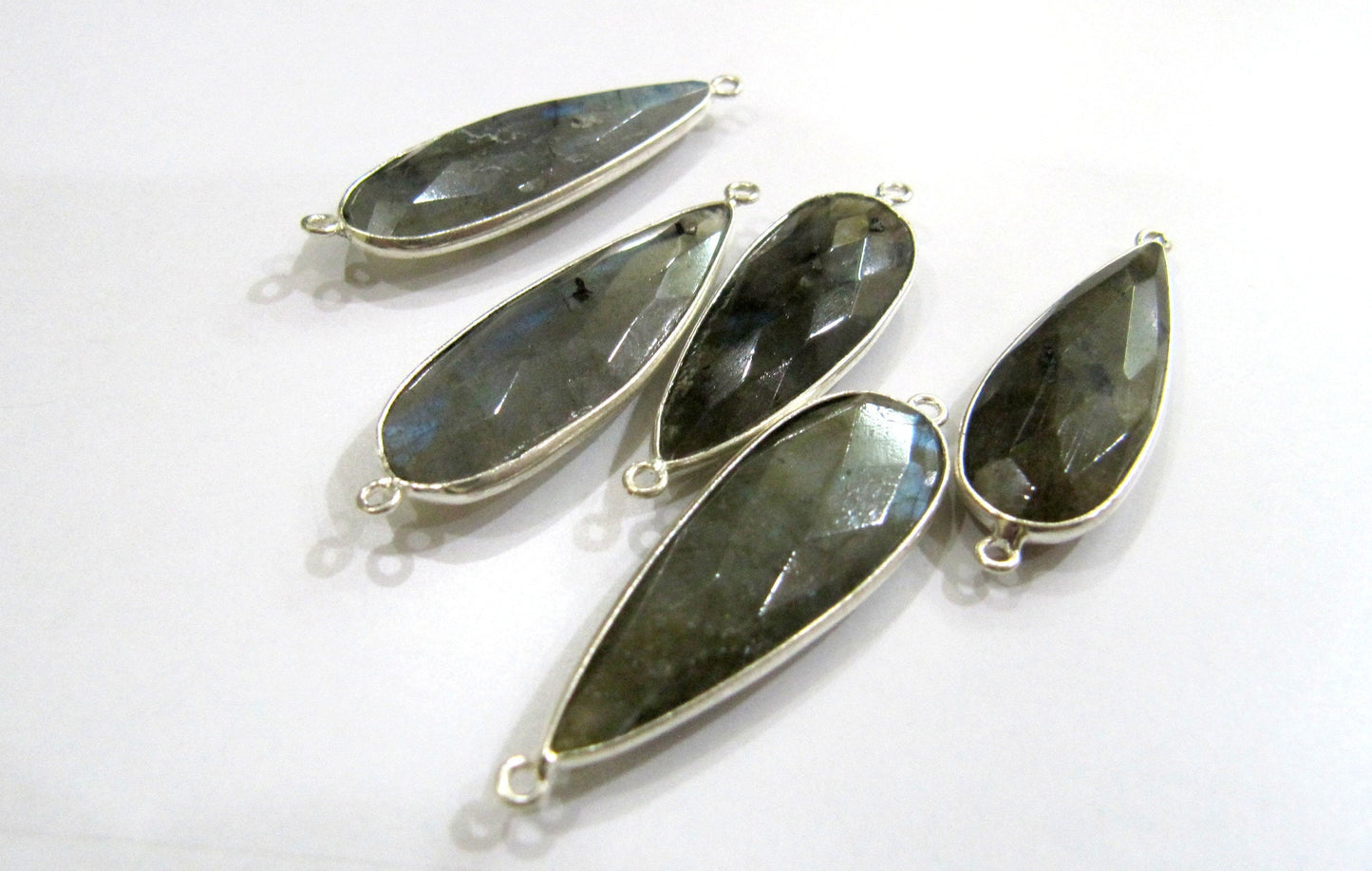 4 Pcs Set Natural Labradorite Long Pear Shape 10x28 to 12x30mm Briolette Connectors Gray Stone Double Loop Bezel Jewelry Making Connectors