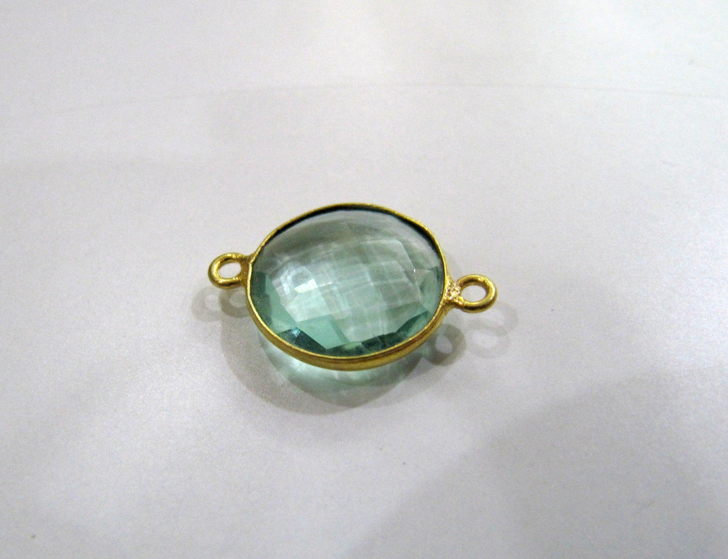 Green Amethyst Quartz Round Coin Shape 19mm Briolette Faceted Double Loop Bezel Connectors Bezels Charms Choose the Plating Color