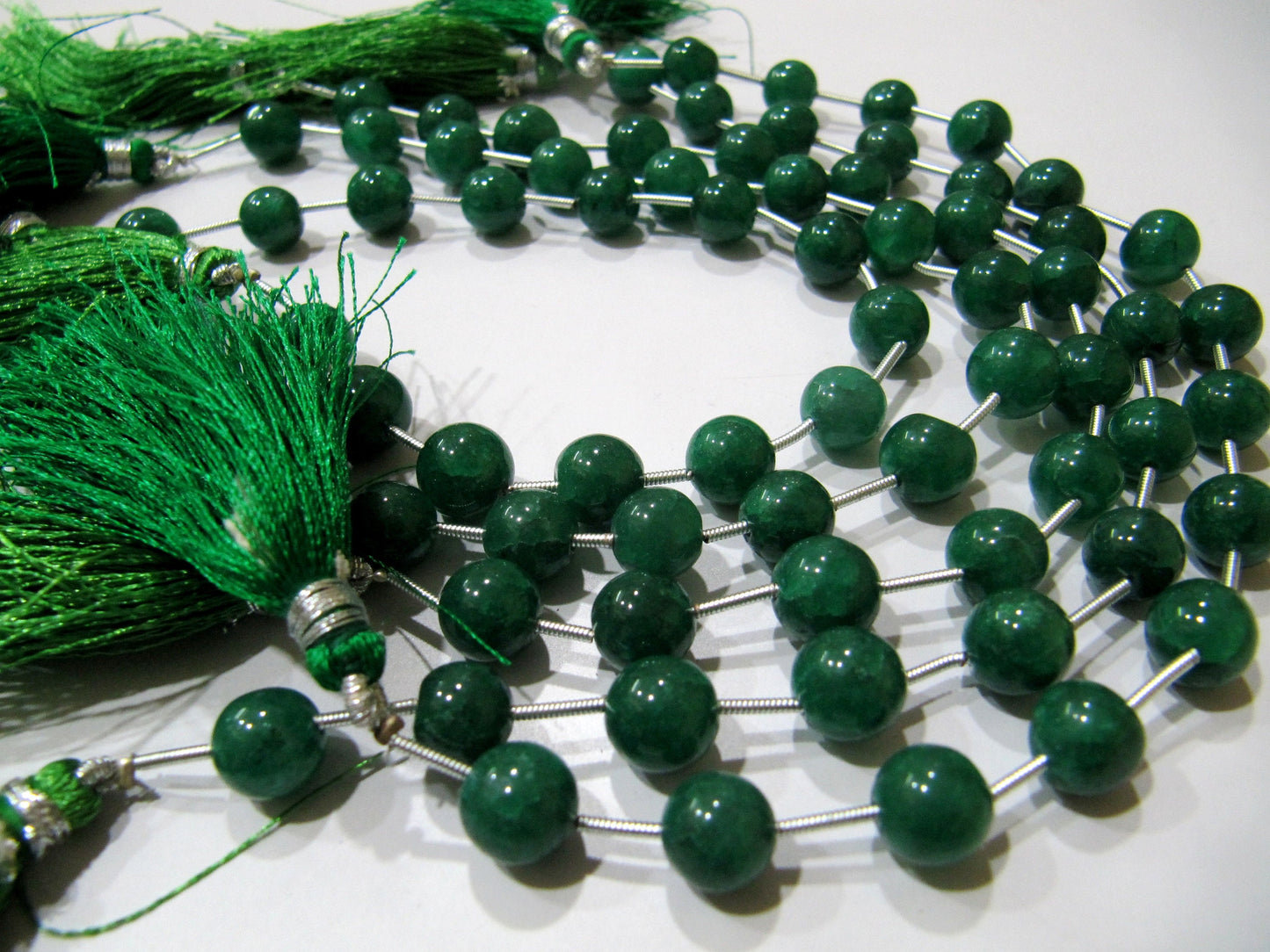 Dyed Emerald Round Plain Smooth Ball Shape 8-9mm Size Beads Strand 8 inches long Jewelry Making Precious Gemstone Beads Wholesale Prices