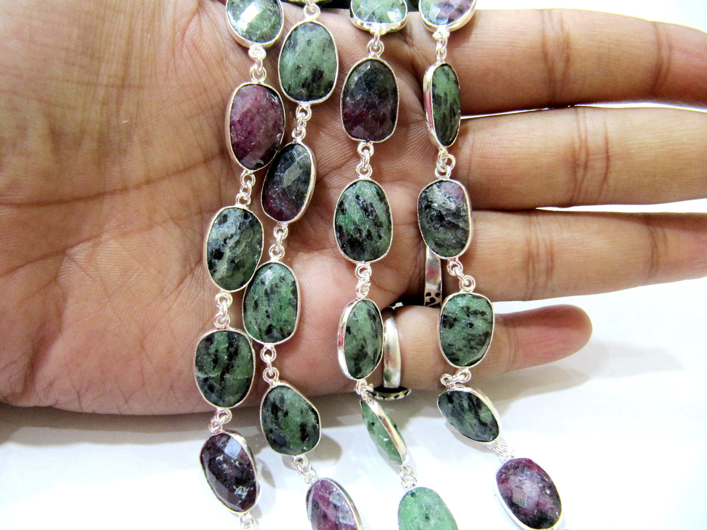 Natural Ruby Zoisite Briolette Faceted Uneven Free Shape 10 to 15mm Gemstone Bezel Connector Chain Jewelry Making Chain Choose the plating