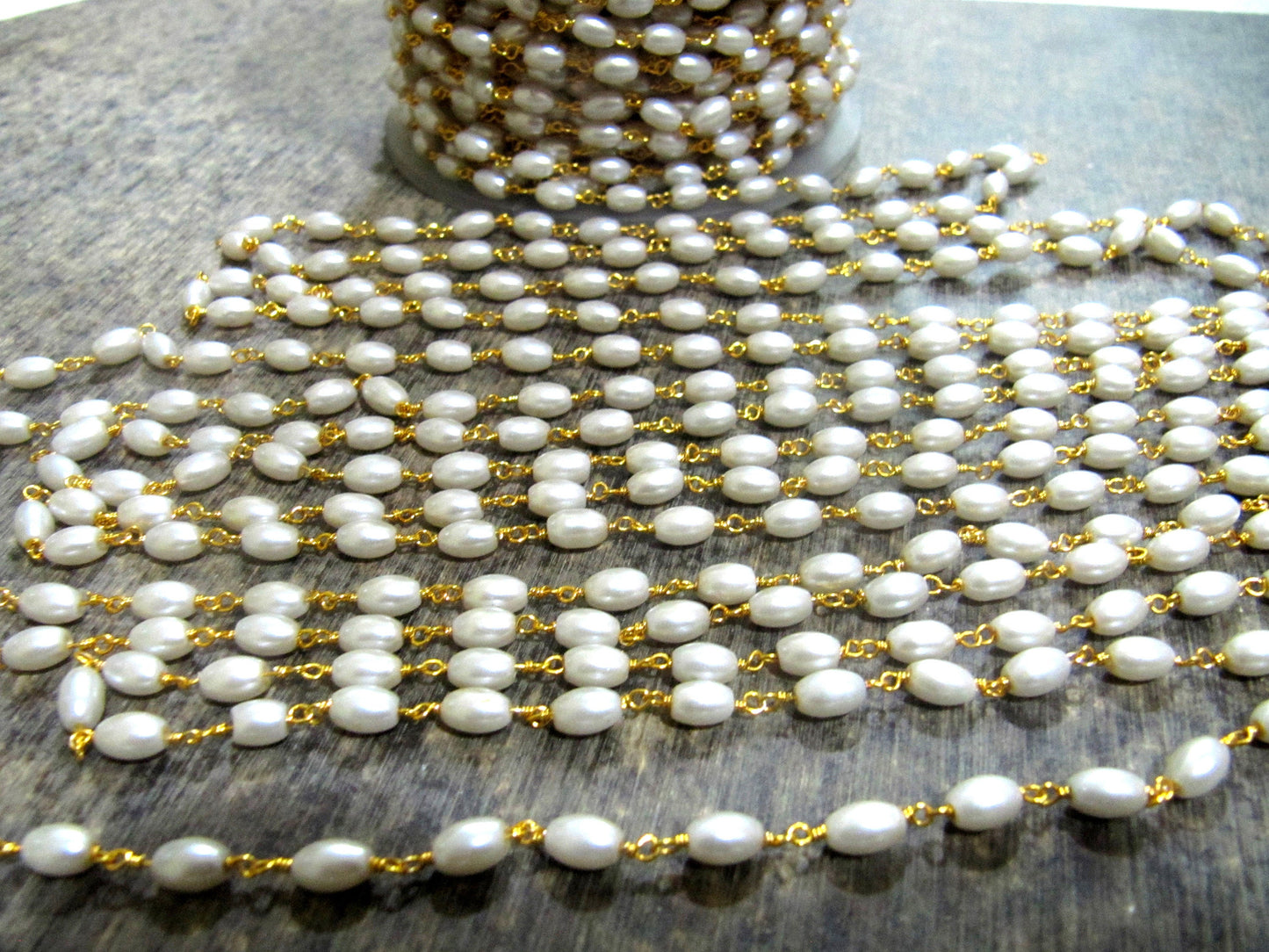 3 Feet Rice Pearl Beaded Rosary Chain 4mmx6mm Faux Pearl Suzni Beads Chain Gold Plated Wholesale Prices Jewelry making gemstone chain