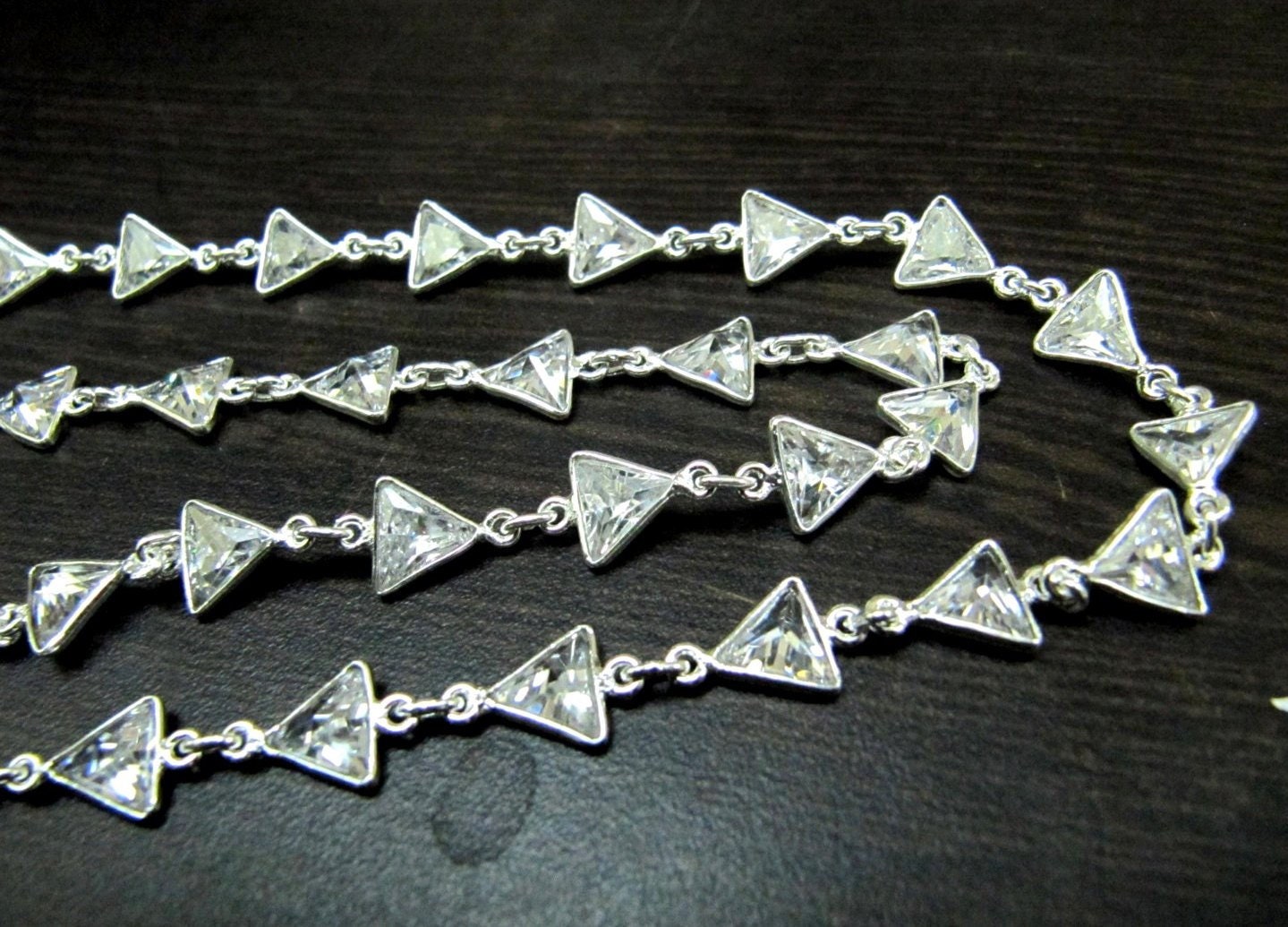 AAA Cubic Zirconia Briolette Triangle Shape 8mm Bezel Connector Chain Top Quality Wholesale Price CZ Jewelry making chain sold per foot