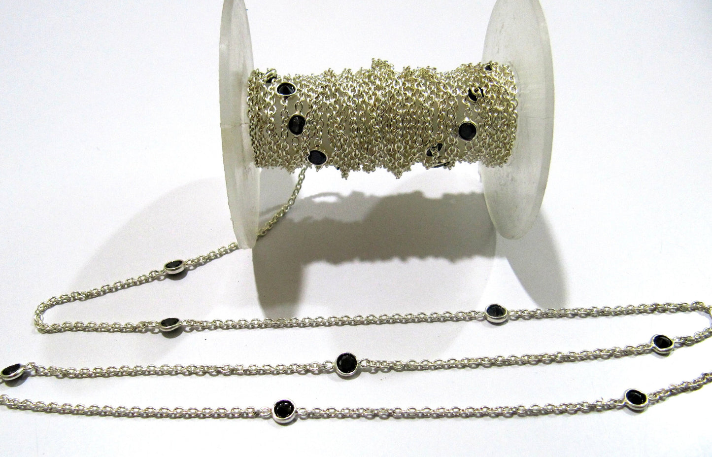 Natural Black Spinel Round 4mm Sterling Silver  bezel Connector Station Chain Sold Per Feet Top Quality Wholesale Price Jewelry Making Chain