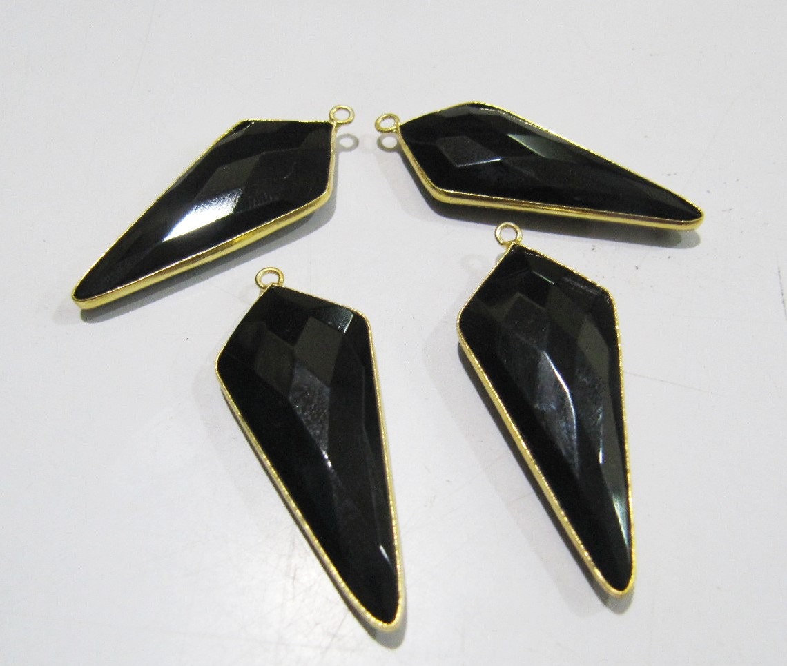 Natural Black Spinel Briolette Faceted 15x35mm Arrowhead  Single Loop  Bezel Connector charm pendant sold per piece