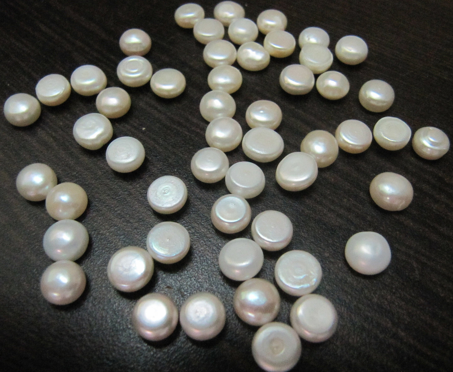 10 Pcs Set Natural White Pearls Coin button Shape Round  Plain Smooth Size 7 To 10 mm Flat back Cabochon , SIZE YOU CHOOSE