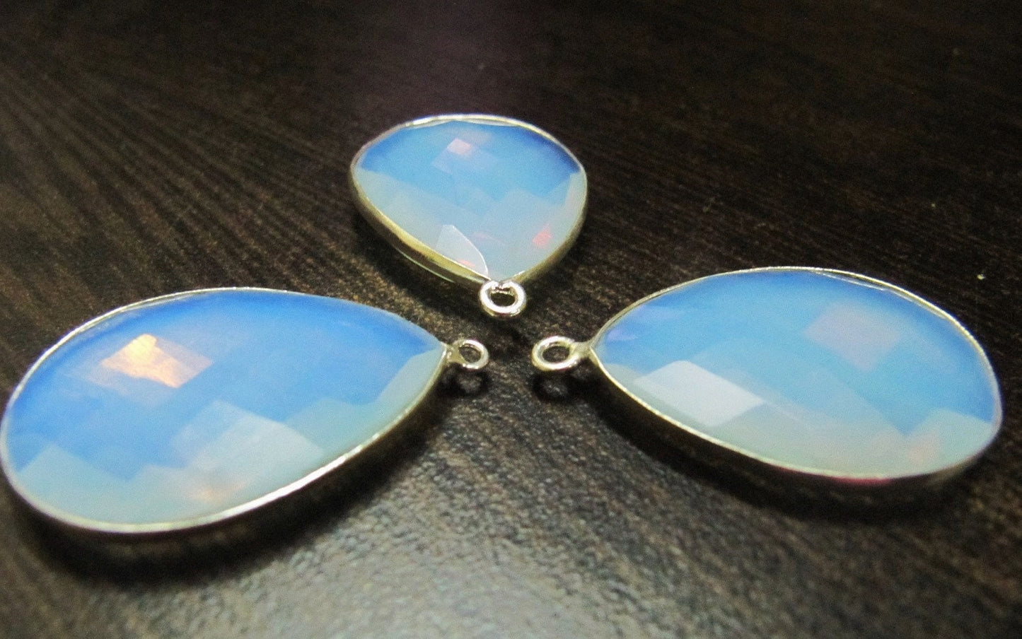 White Opalite Pear Shape Briolette Connector 20 x 25 mm Hydro Quartz Bezel Connector Charm Single loop Gemstone Bezel Connectors per piece