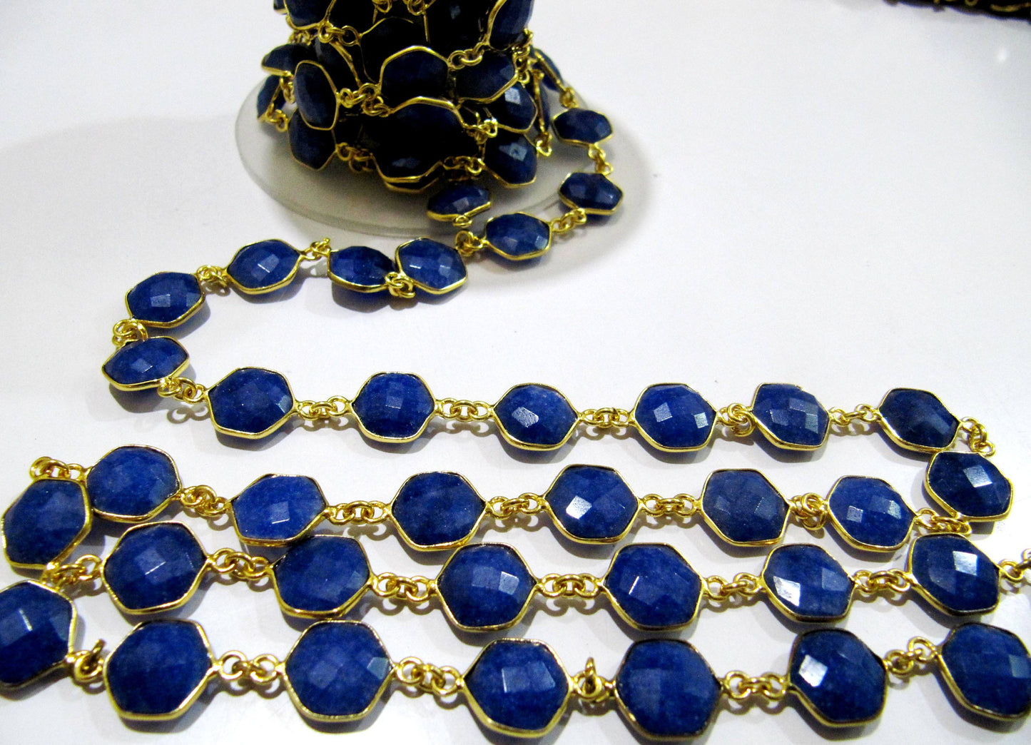Dyed Blue Sapphire Hexagon Briolette Faceted  Bezel Connector Chain 10mm Plated Sold Per Foot High Quality Wholesale price gemstone chain