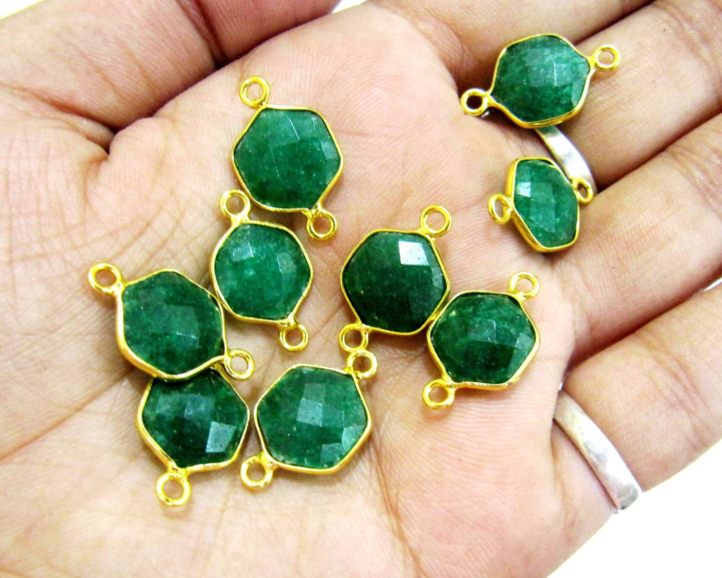5 Pcs Set Dyed Emerald Hexagon Shape 10mm Briolette Connectors Plated Double Loop Emerald  Bezel Jewelry Making Bezel Connectors