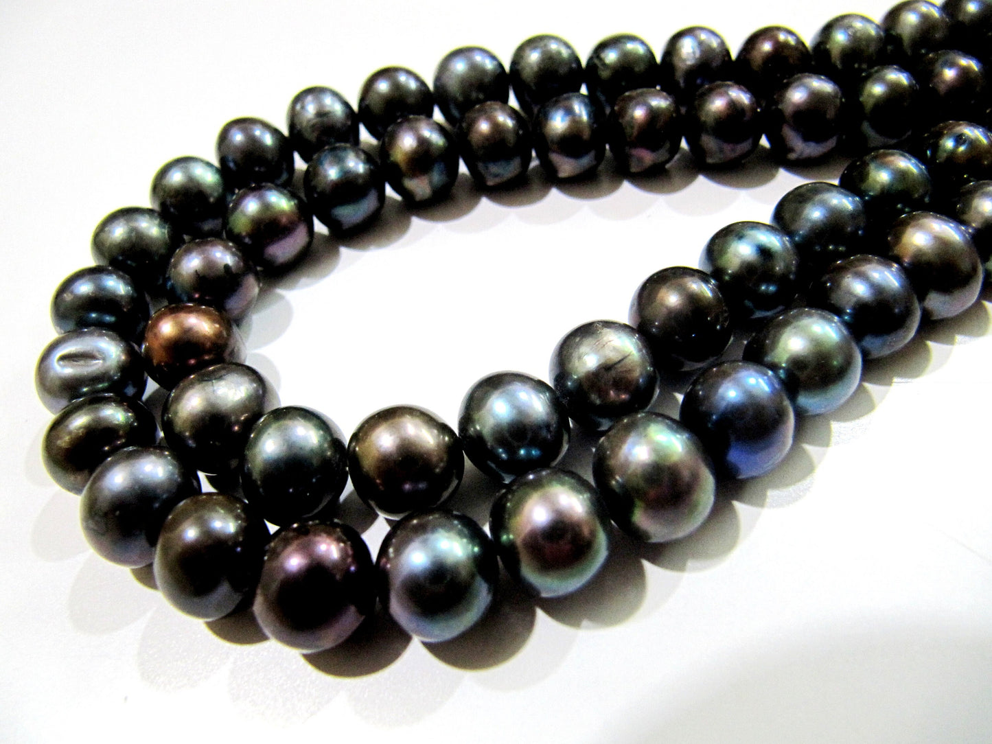 AAA Quality Natural Black Pearl Round Beads 10mm approximately, Genuine Pearl beads Round Shape Exotic Color , Strand 16 inches apprx