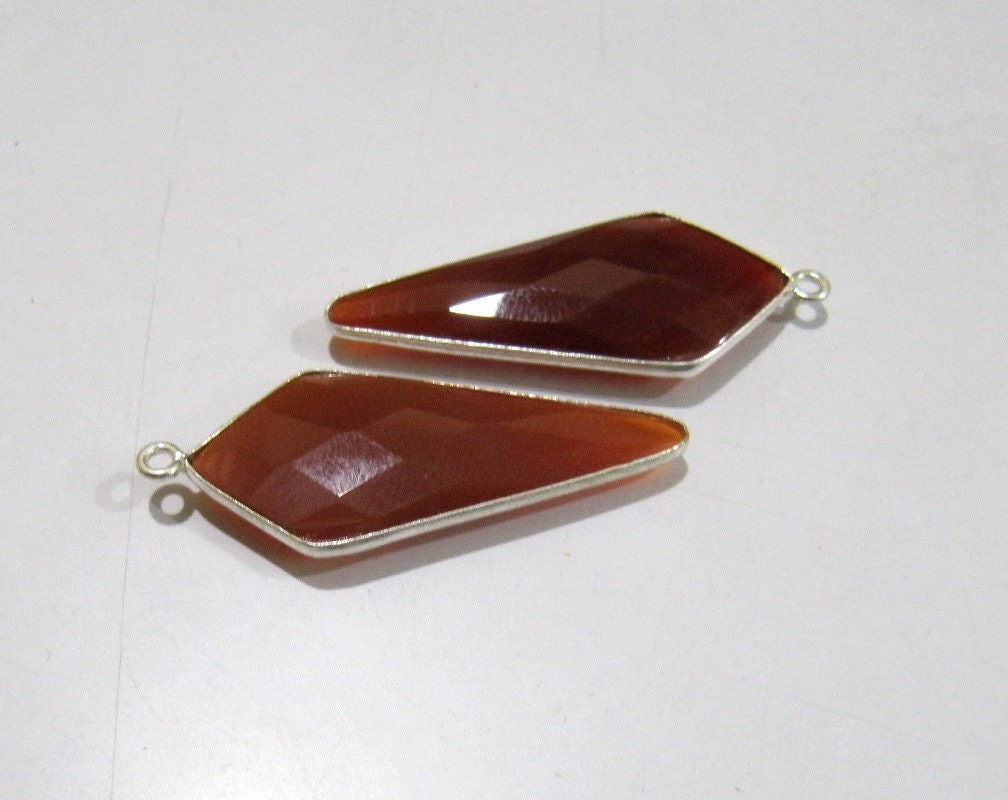 Natural Carnelian Briolette Faceted 15x35mm  Arrowhead  Single Loop  Bezel Connector charms Top Quality Electroplated pendant per piece
