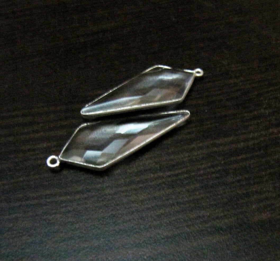 2 Pcs Clear Quartz Briolette Faceted 15x35mm Arrowhead Pendant Single Loop  Bezel Connector Top Quality Electroplated Connector