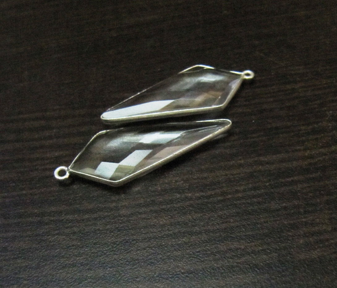 2 Pcs Clear Quartz Briolette Faceted 15x35mm Arrowhead Pendant Single Loop  Bezel Connector Top Quality Electroplated Connector