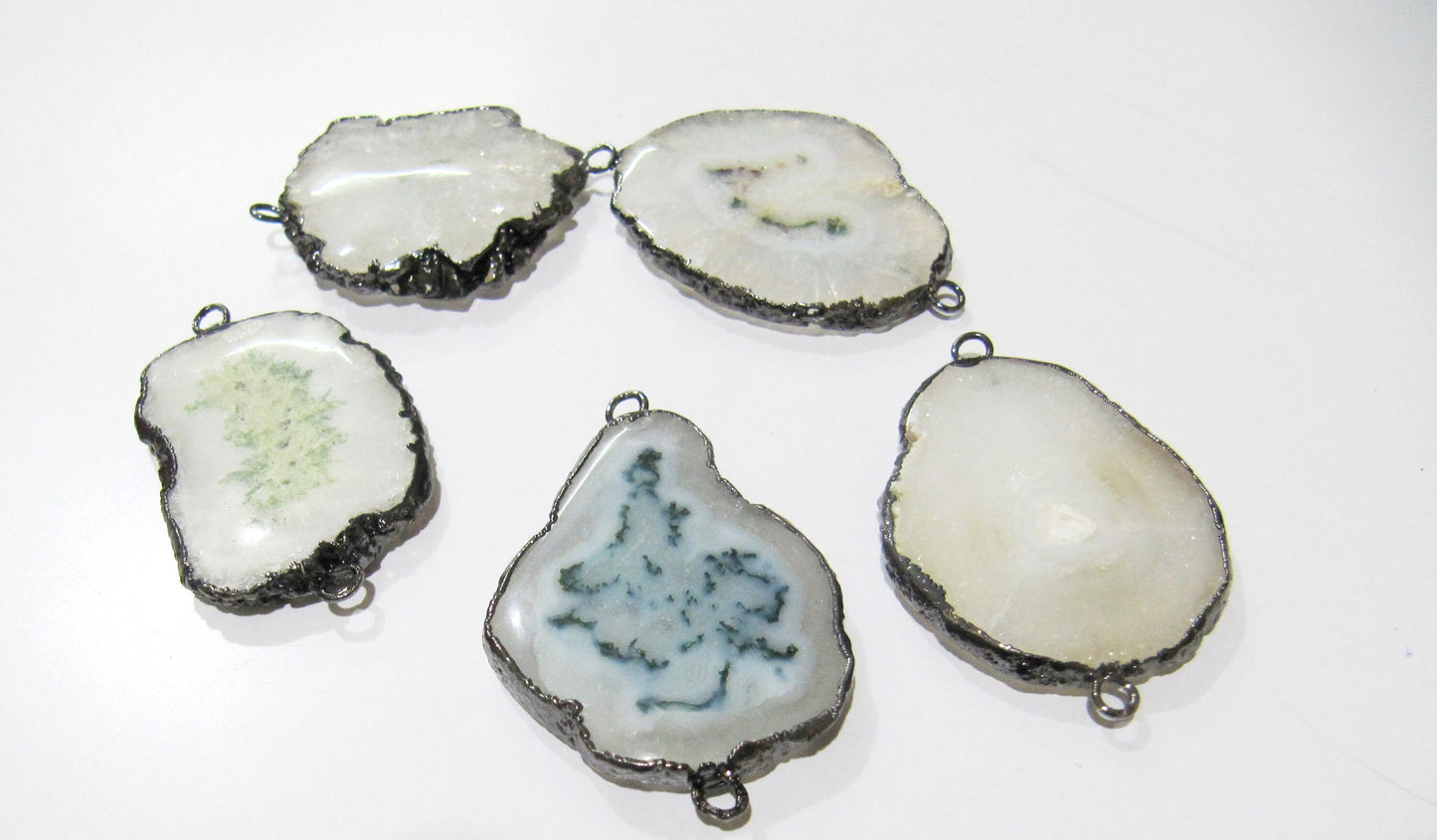 2 Pieces Set of Natural White Solar Quartz Stalactite Slice Connectors Size 1 to 2inch,Double Loop Black Oxidized Electroplated Agate Charm