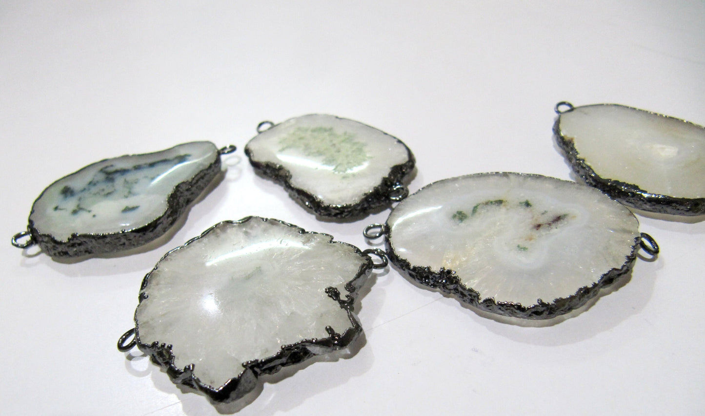 2 Pieces Set of Natural White Solar Quartz Stalactite Slice Connectors Size 1 to 2inch,Double Loop Black Oxidized Electroplated Agate Charm