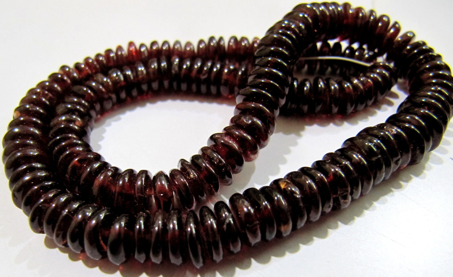 Natural German Cut Smooth Rondelle Garnet Beads / Mozambique Garnet Beads Disc Shape 5-7mm Size Strand 8 inches Long Graduated Beads