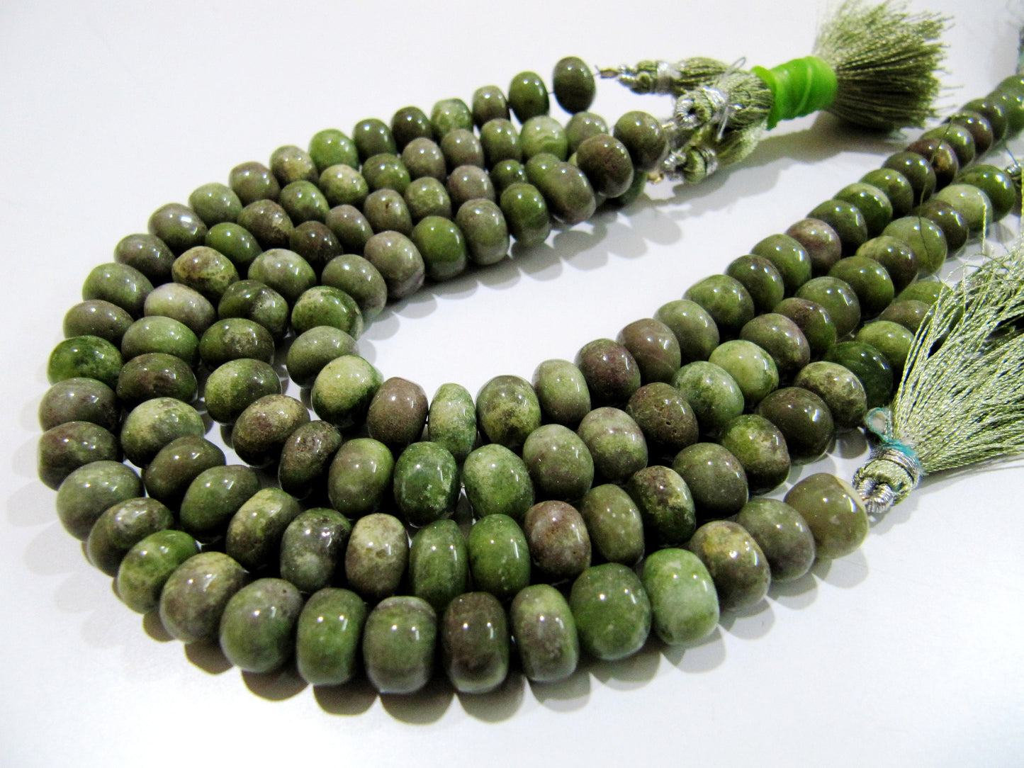 Natural Green Blood Agate Plain Beads / Smooth Rondelle Green Jade Beads Size 8-9mm Sold per Strand 8 inch long Semi Precious Gemstone