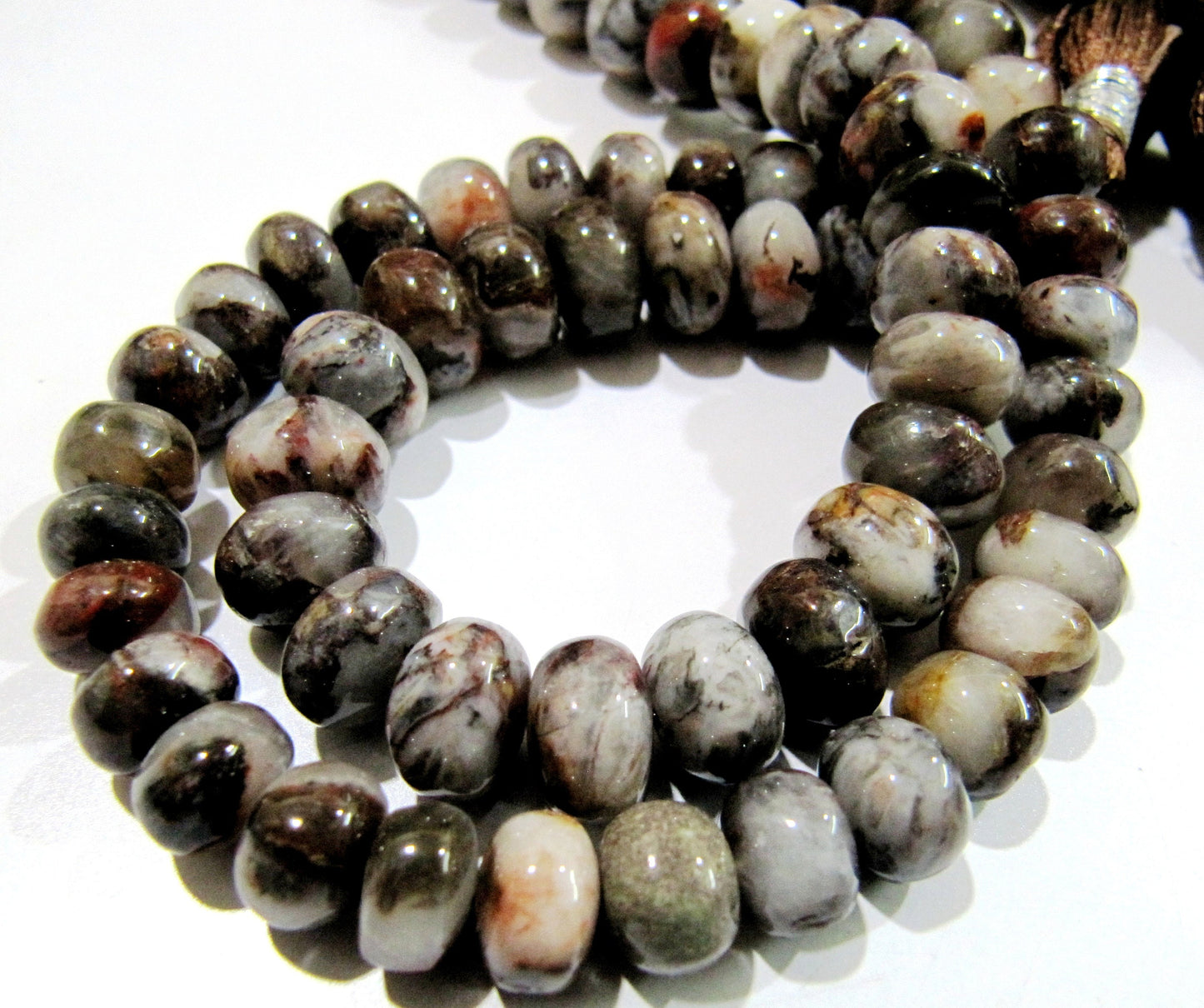 Natural Brown Shaded Blood Agate Plain Beads / Smooth Rondelle Brown Jade Beads Size 8-9mm Sold per Strand 8inch long Semi Precious Gemstone