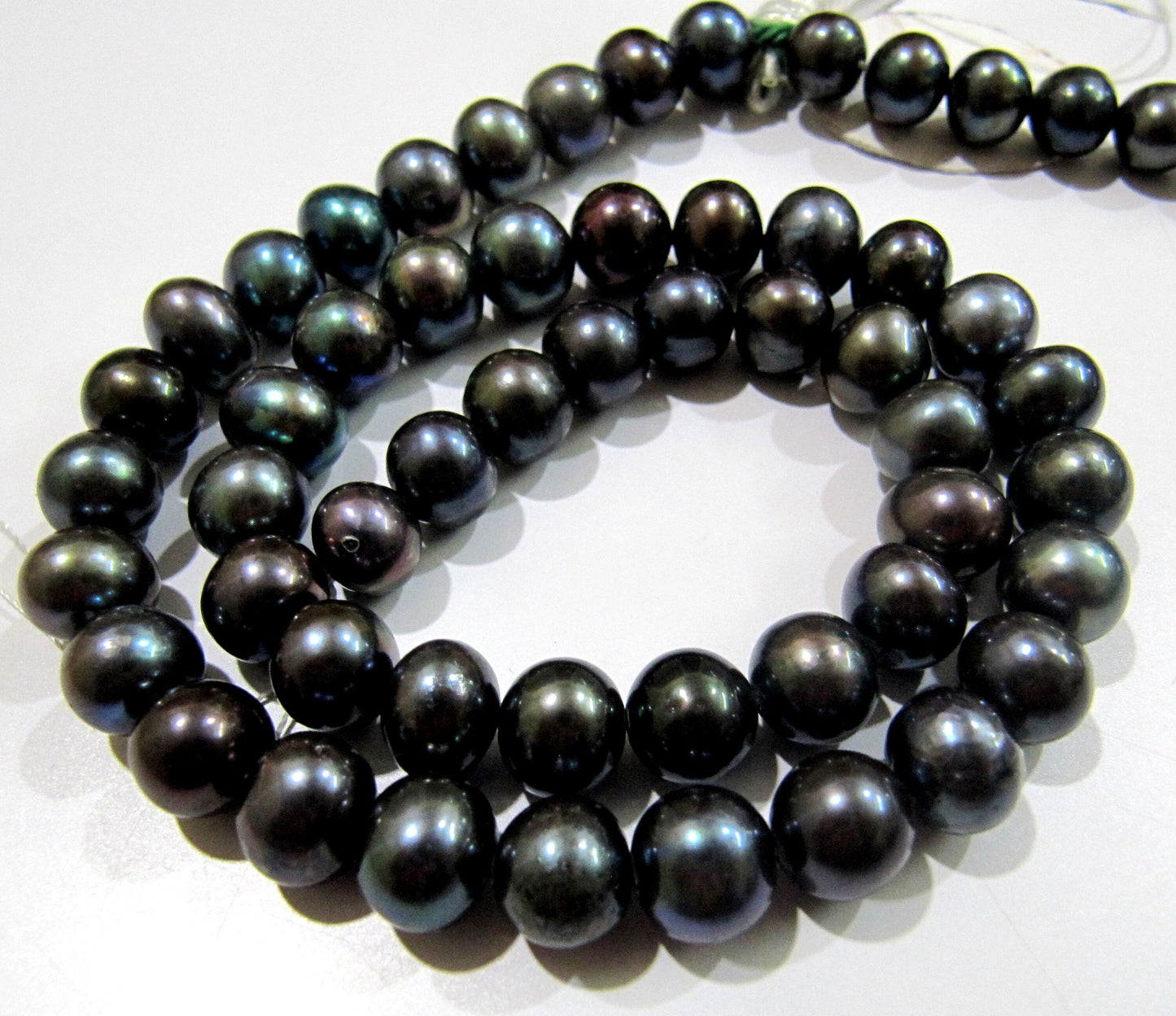 AAA Quality Natural Black Pearl Round Beads 10mm approximately, Genuine Pearl beads Round Shape Exotic Color , Strand 16 inches apprx