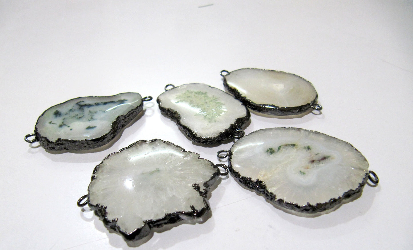 2 Pieces Set of Natural White Solar Quartz Stalactite Slice Connectors Size 1 to 2inch,Double Loop Black Oxidized Electroplated Agate Charm