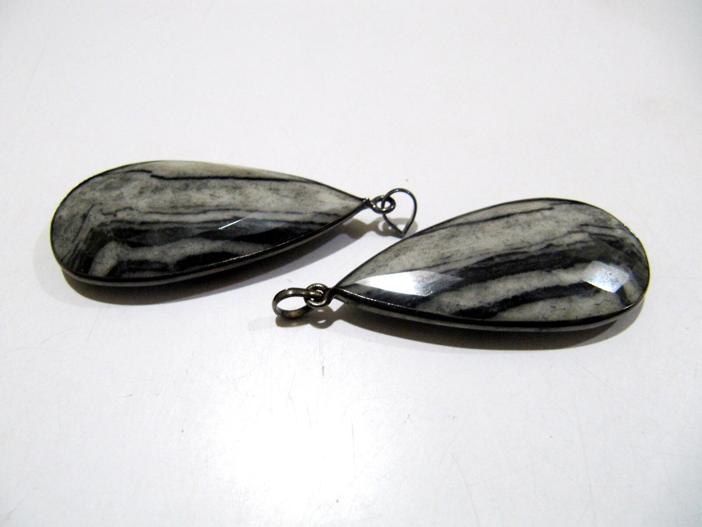 Natural Zebra Agate Pear Shape Briolette Faceted Connector Pendant Charm 22X45 mm size Unique Rare Gemstone Bezel Pendant Single Loop