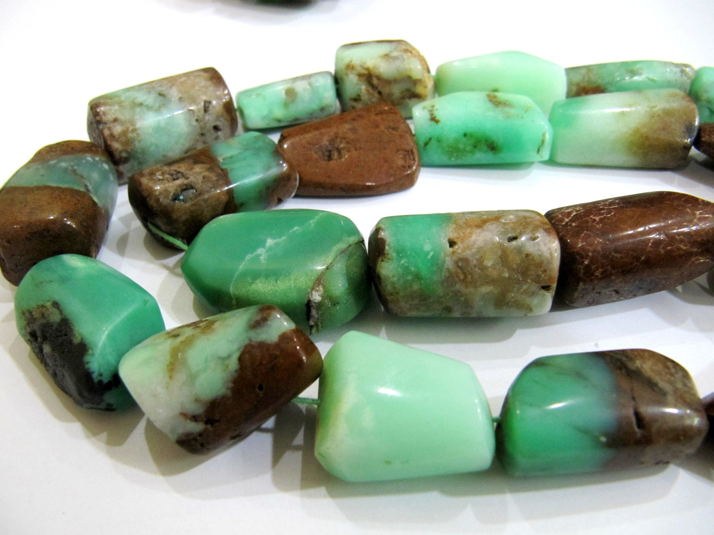 Natural Chrysoprase Nugget Shape Tumbled Plain Smooth 15mm To 25mm Big Size Beads Sold 4 Loose Beads Mix Sizes Wholesale Prices