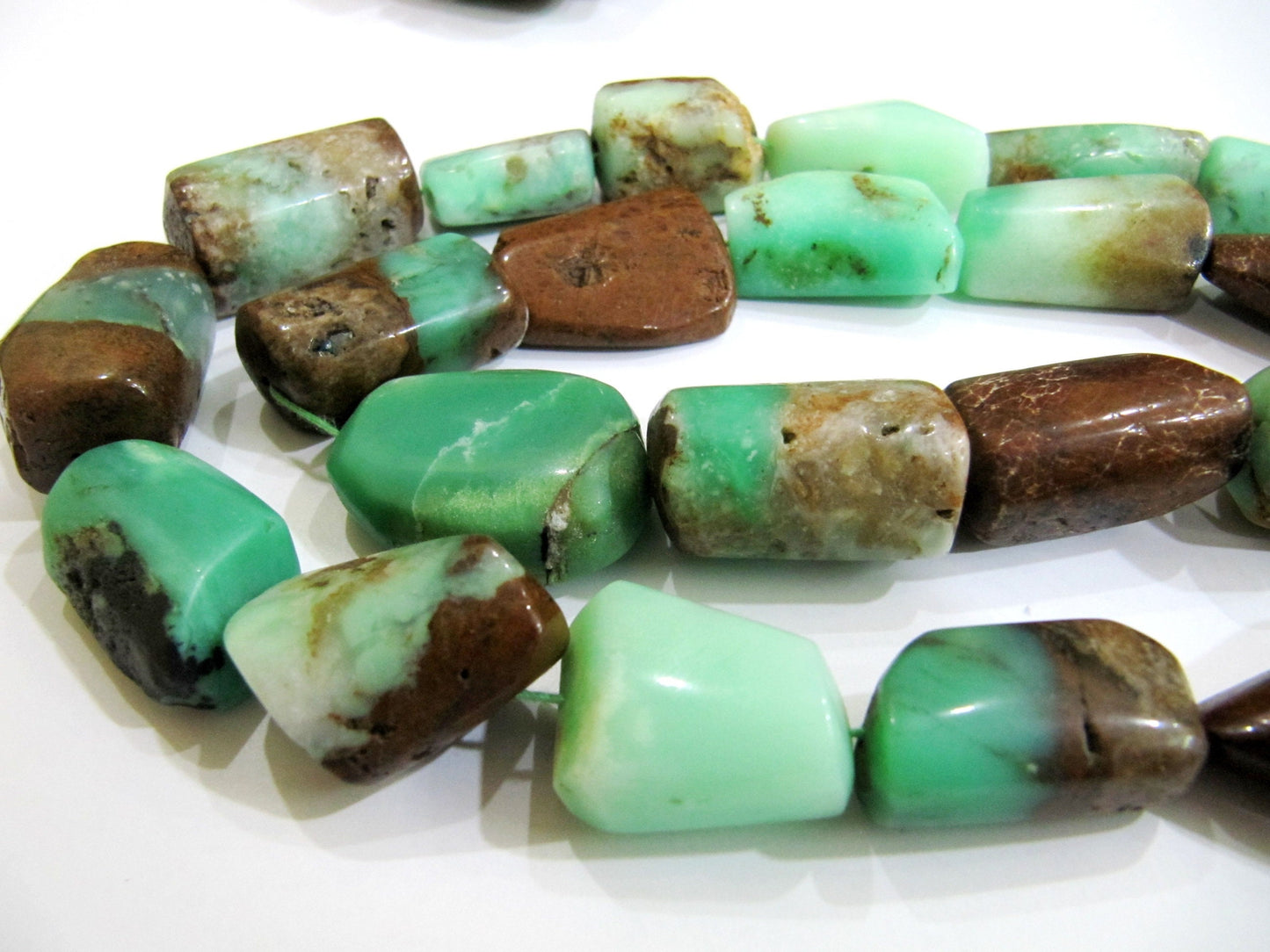 Natural Chrysoprase Nugget Shape Tumbled Plain Smooth 15mm To 25mm Big Size Beads Sold 4 Loose Beads Mix Sizes Wholesale Prices
