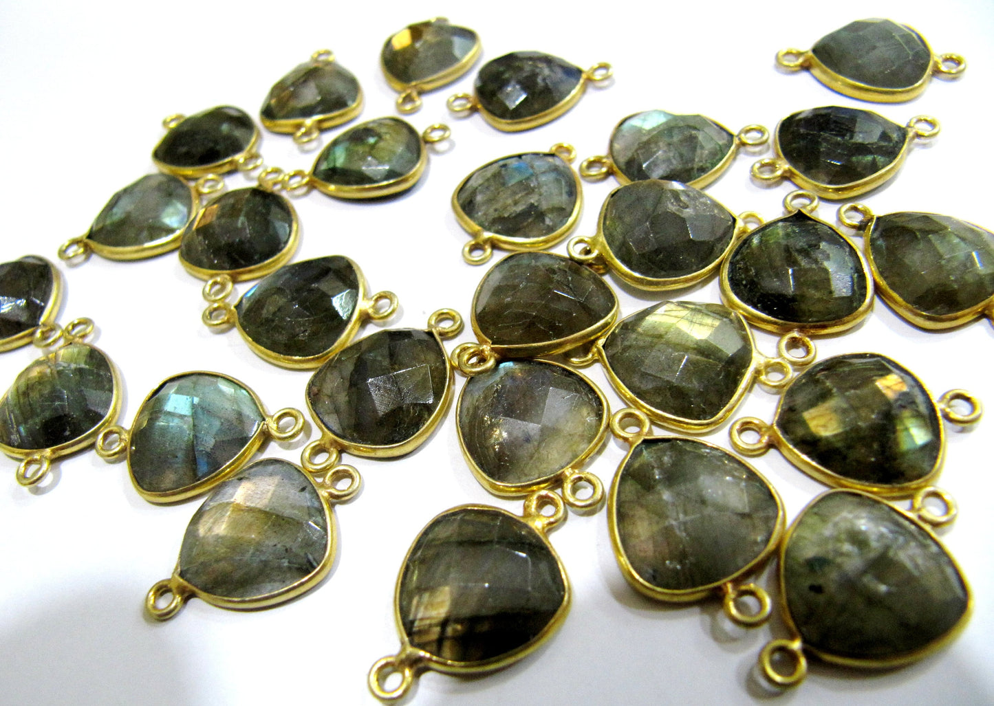 2 Pcs Set Natural Labradorite trillion cut Triangle Shape 14mm Briolette Connectors Gray Double Loop Bezel Jewelry Making Bezel Connectors