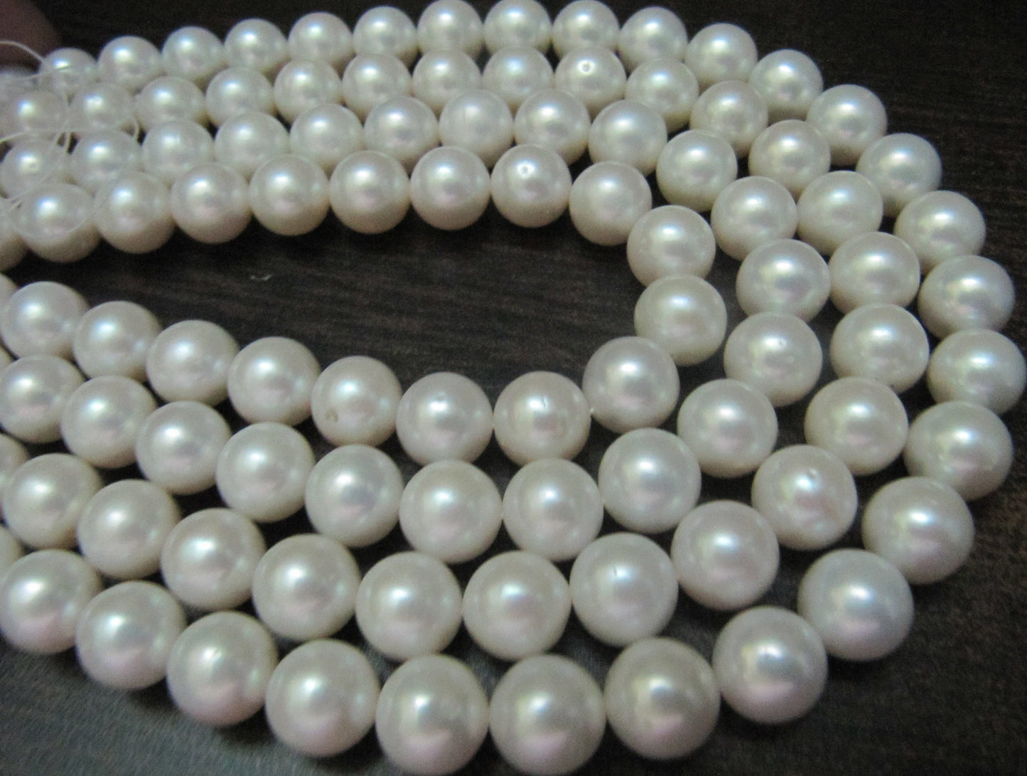 Natural White Pearl Round Ball shape 10-11mm Top Quality Beads Sold per strand 15-16 inches long Birthstone Beads Jewelry Making Gemstones