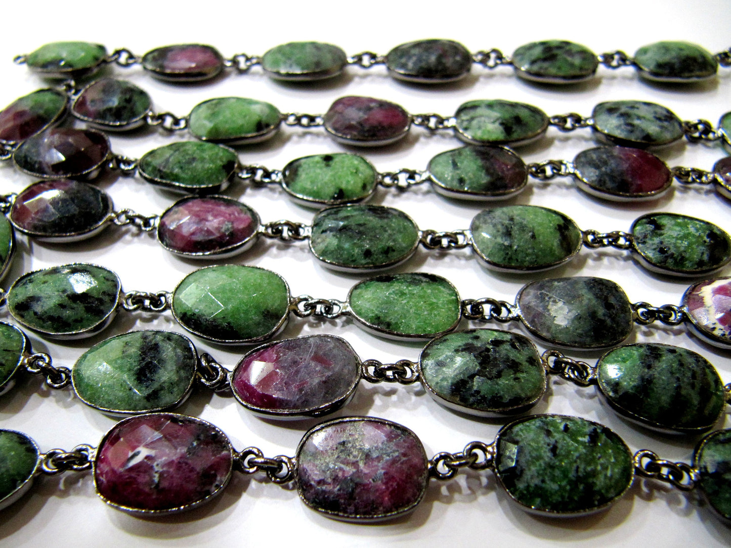 Natural Ruby Zoisite  Briolette Faceted Uneven Free Shape 10 to 15mm Gemstone Bezel Connector Chain Jewelry Making Chain Choose the plating