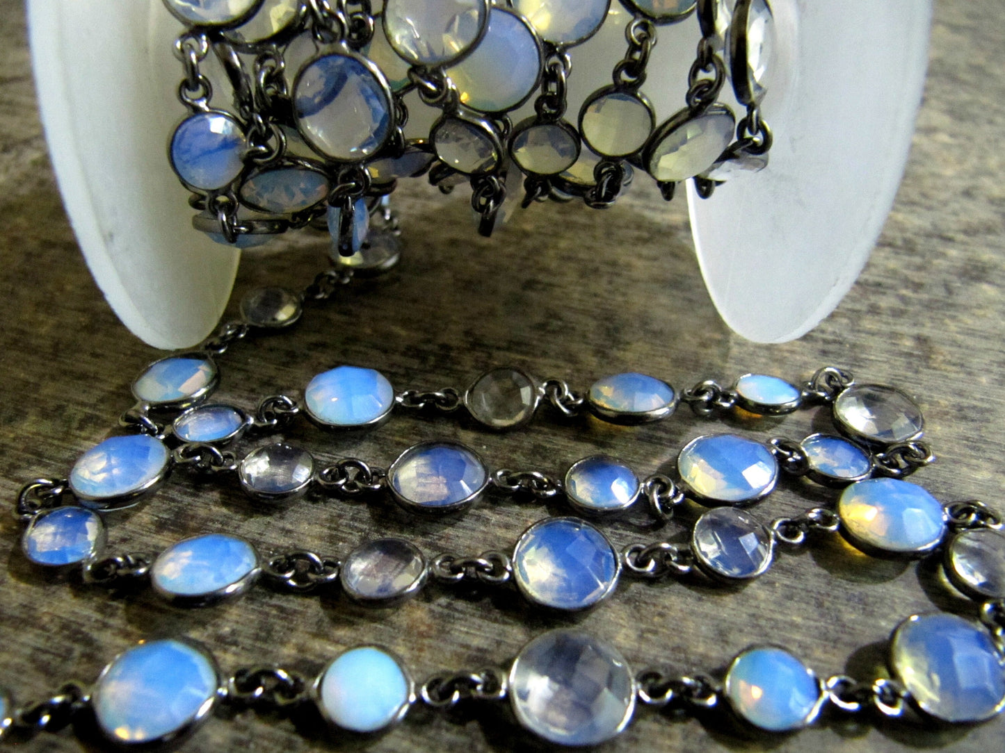 1 Foot-: White Opal Quartz Round Coin Shape Briolette Faceted alternative Size Bezel Connector Chain Wholesale Prices Jewelry making Chain