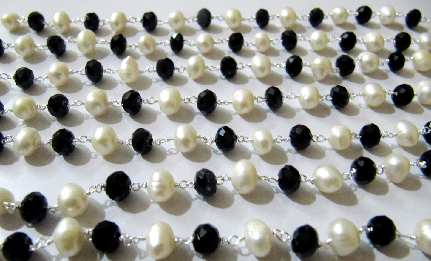 Natural Black Spinel And Pearl Beaded Chain 6mm Size Fresh Water Pearl Bead Rosary Chain Wholesale Prices gemstone chain sold per foot
