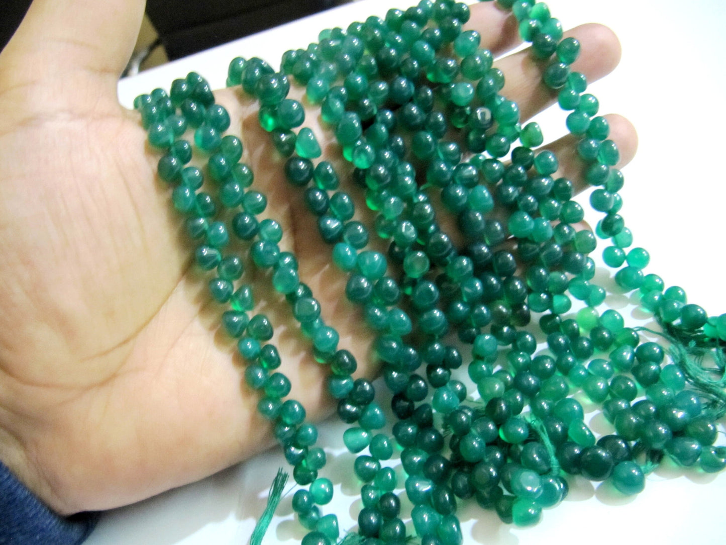 Natural Green Onyx Onion Shape Plain Smooth 6 to 8mm Size Side Drilled Beads Strand 8 Inches Long Wholesale Prices Jewelry making beads