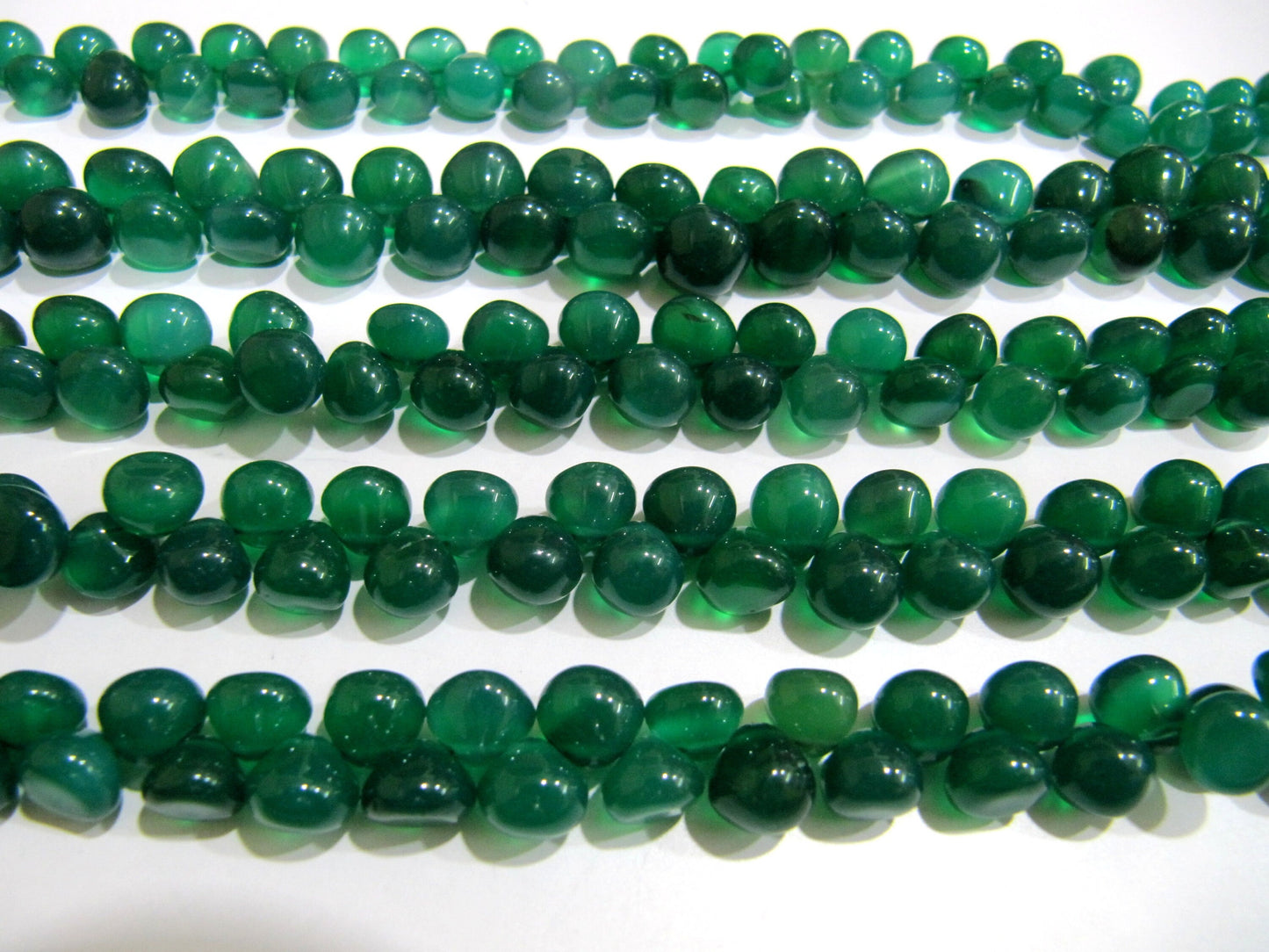 Natural Green Onyx Onion Shape Plain Smooth 6 to 8mm Size Side Drilled Beads Strand 8 Inches Long Wholesale Prices Jewelry making beads