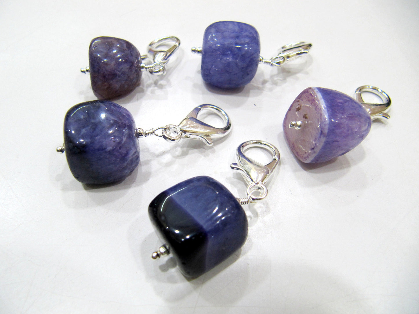 Natural Gemstone Pet Charms Pendants Animal Crystal Healing Charms 20 to 25mm Designer Pendants Sold Per Piece