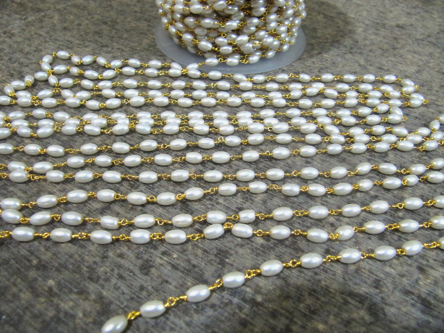3 Feet Rice Pearl Beaded Rosary Chain 4mmx6mm Faux Pearl Suzni Beads Chain Gold Plated Wholesale Prices Jewelry making gemstone chain