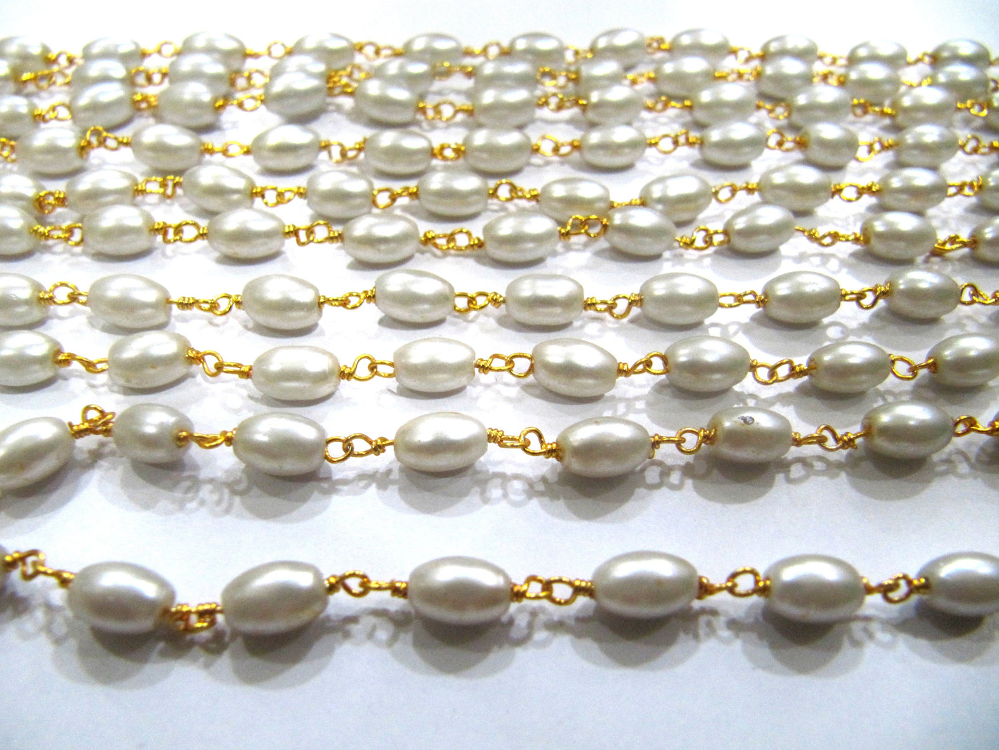 3 Feet Rice Pearl Beaded Rosary Chain 4mmx6mm Faux Pearl Suzni Beads Chain Gold Plated Wholesale Prices Jewelry making gemstone chain