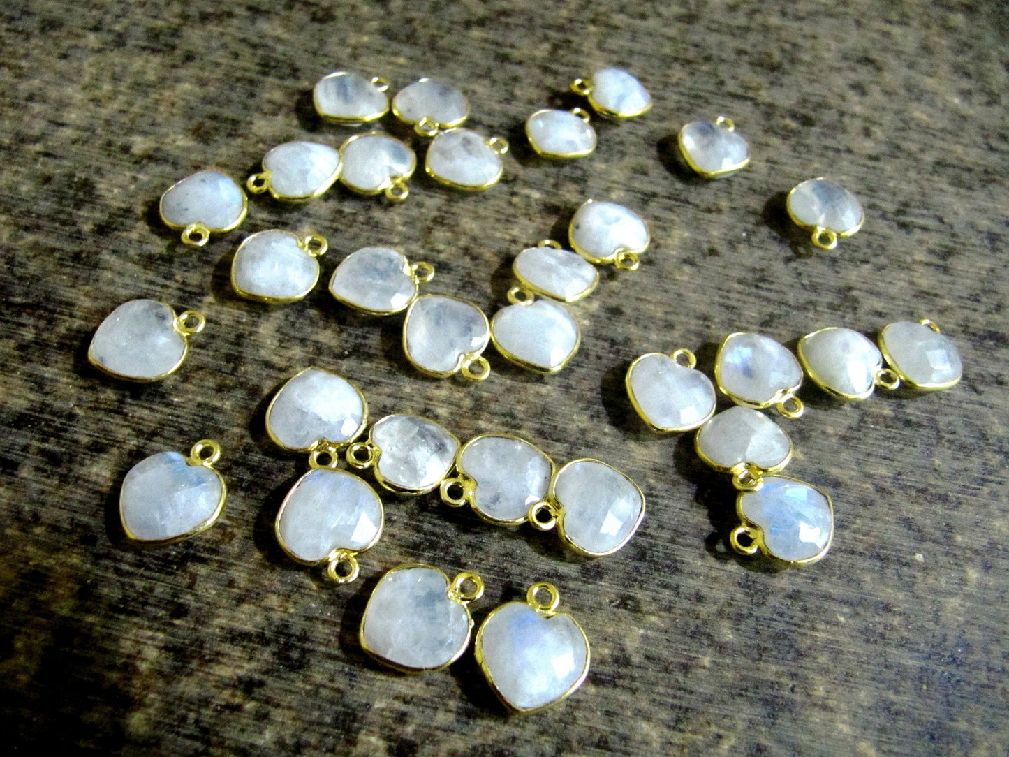 Natural Gemstone heart shape center loop Bezel Connectors Gold Plated 10mm Charms for jewellery making sold per piece