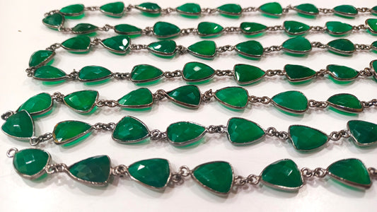 Natural Green Onyx Trillion Shape Briolette Faceted Bezel Connector Chain 10x13mm Gold Plated Sold Per Foot High QualityWholesale Price