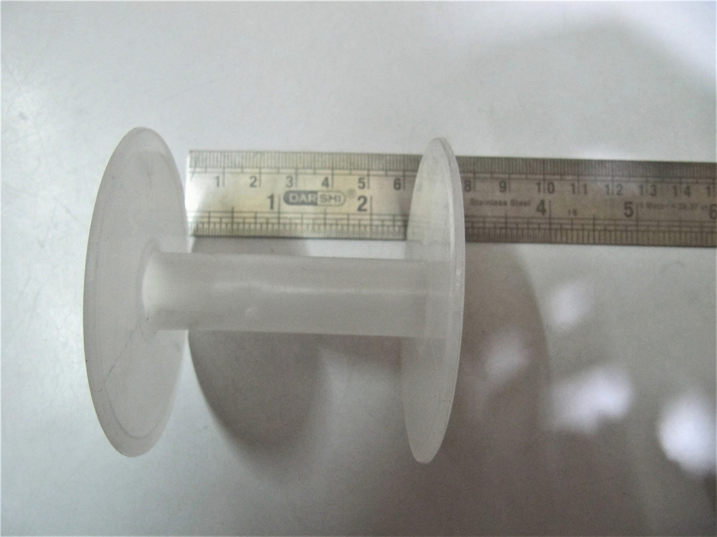 White Plastic Spools Empty Wire Thread String Bobbin For Craft Rope Cord Chain Rolls for Ribbon Tape Leather Cord  Sold Per Piece